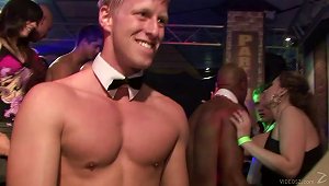 A Party Transforms Into Cock-sucking Competition In Reality Clip