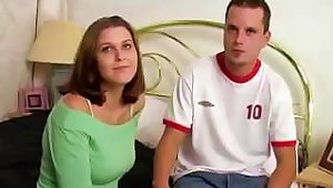Family Psychologist Advices Young Couple To Have Spontaneous Sex